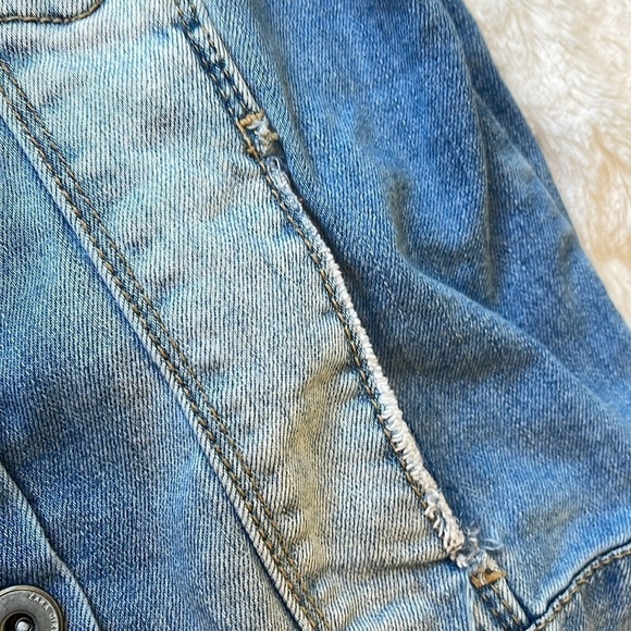 Zara youth size 8 medium blue freyed style jean denim jacket - Picture 6 of 9